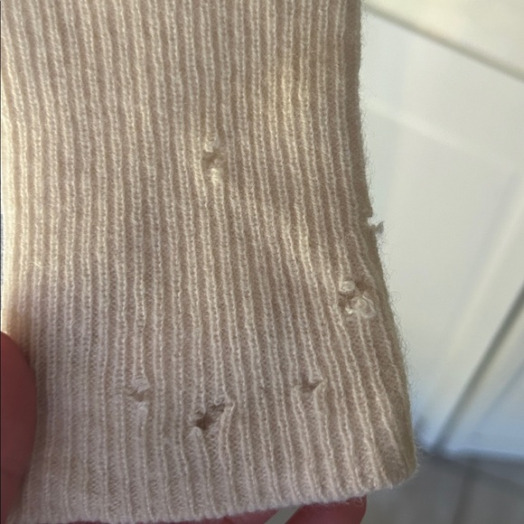 Banana Republic Turtleneck cashmere sweater | Ivory - Picture 4 of 9